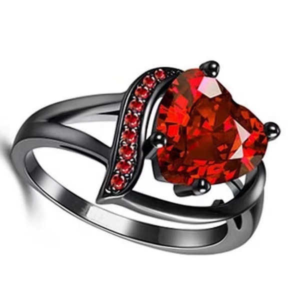 Black Band Ring with Red Heart Gem. - Picture 4 of 5